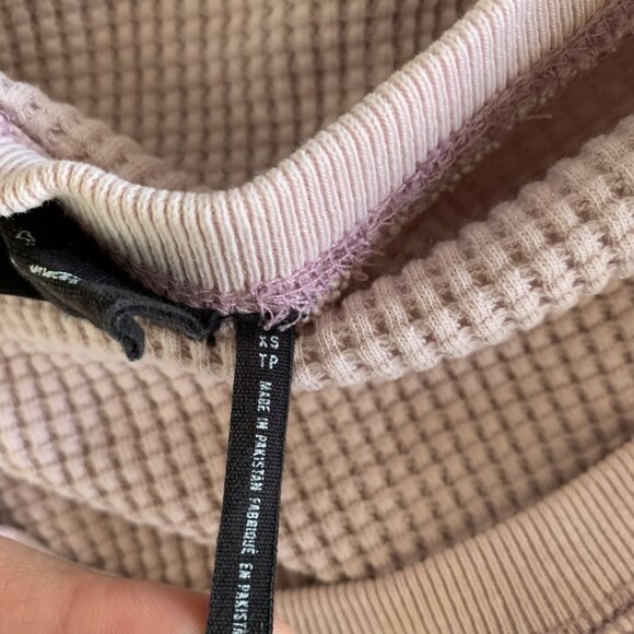 Out From Under Urban Outfitters Sweater XS Pink Knit Soft Cozy Cottagecore - Picture 5 of 6